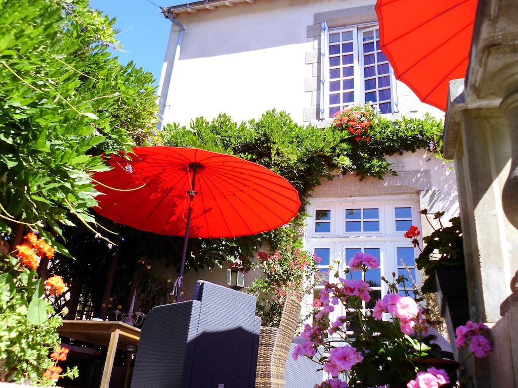 Le Petit Chateau - Tiffauges Proche Puy Dufou Exterior foto